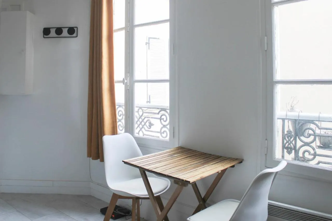 Charming Studio In The 8Eme Appartement Parijs Frankrijk